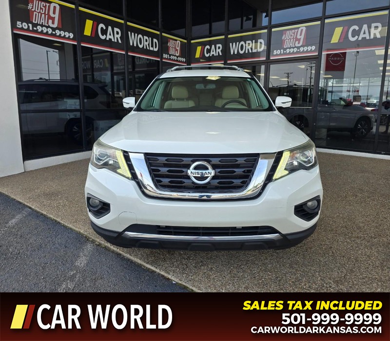 Nissan Pathfinder Vehicle Full-screen Gallery Image 2