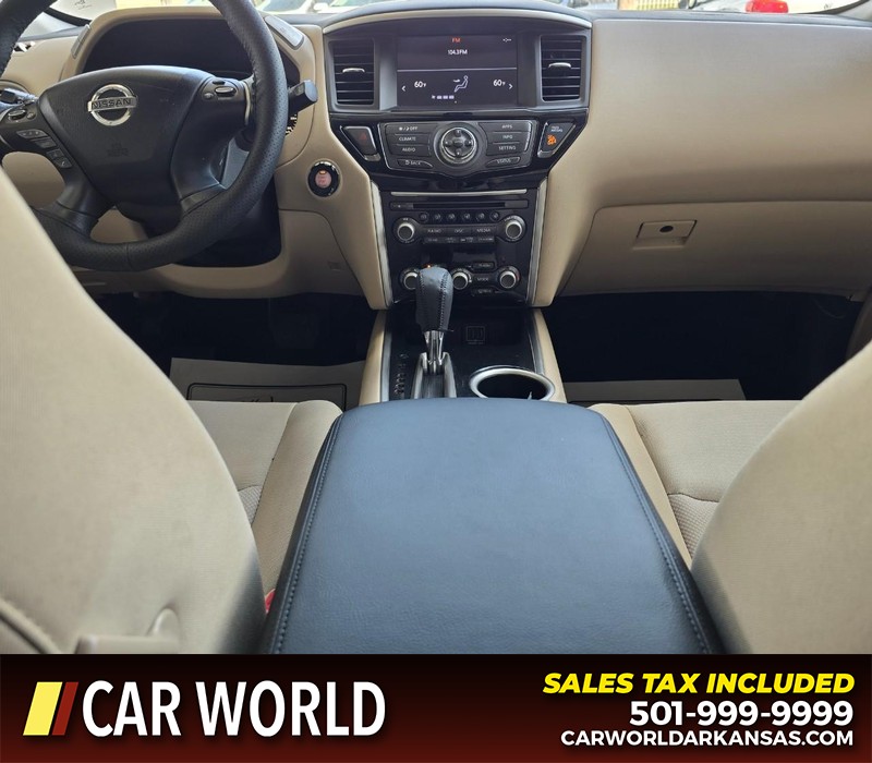 Nissan Pathfinder Vehicle Full-screen Gallery Image 21