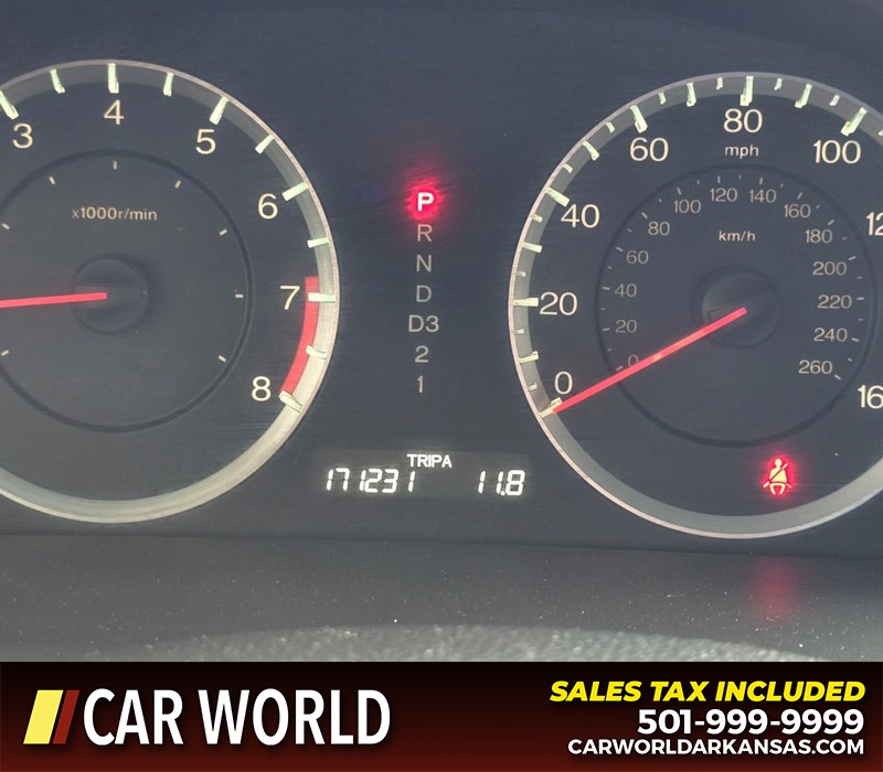 Honda Accord Sedan Vehicle Full-screen Gallery Image 15