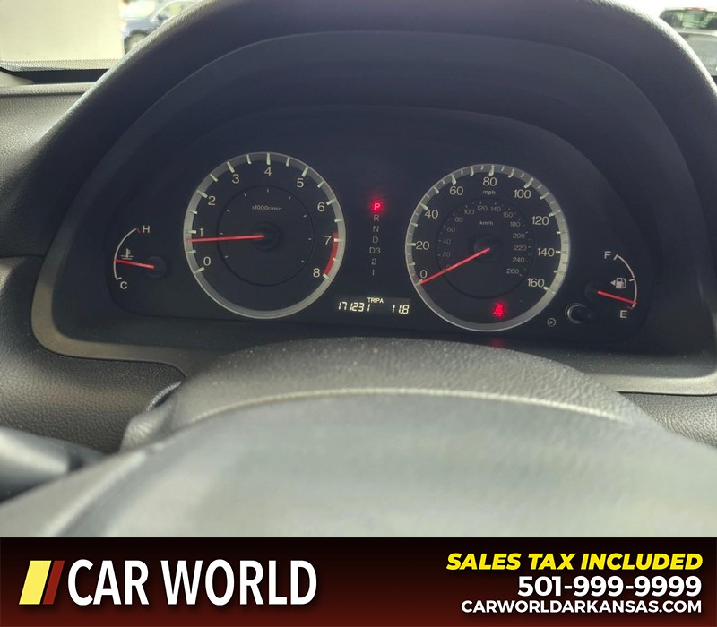 Honda Accord Sedan Vehicle Full-screen Gallery Image 16