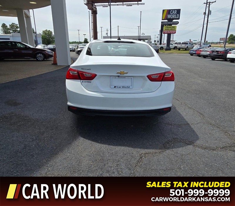 Chevrolet Malibu Vehicle Full-screen Gallery Image 5