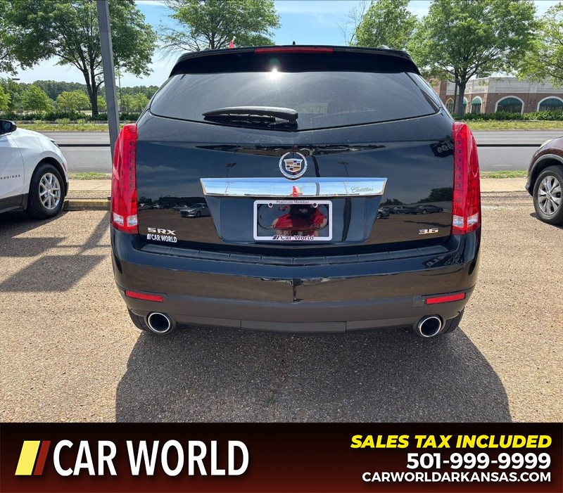 Cadillac SRX Vehicle Full-screen Gallery Image 4