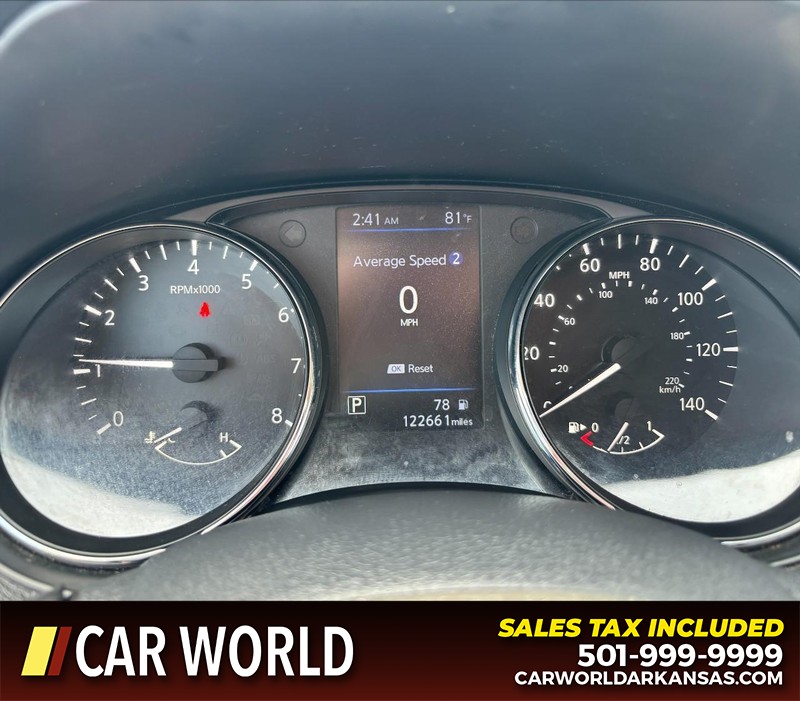 Nissan Rogue Vehicle Full-screen Gallery Image 20