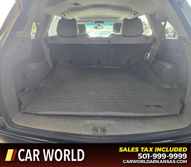 Acura MDX Vehicle Full-screen Gallery Image 16