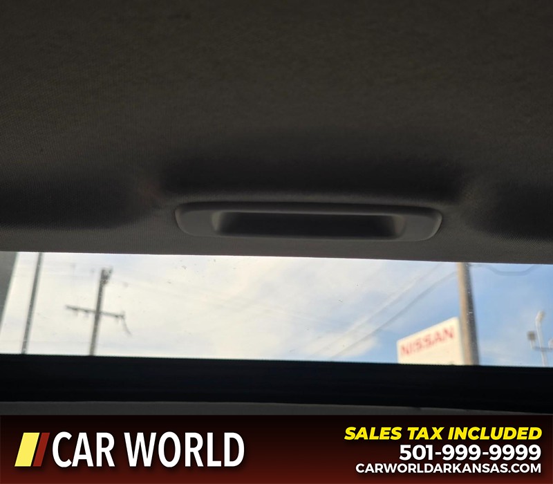 Acura MDX Vehicle Full-screen Gallery Image 23