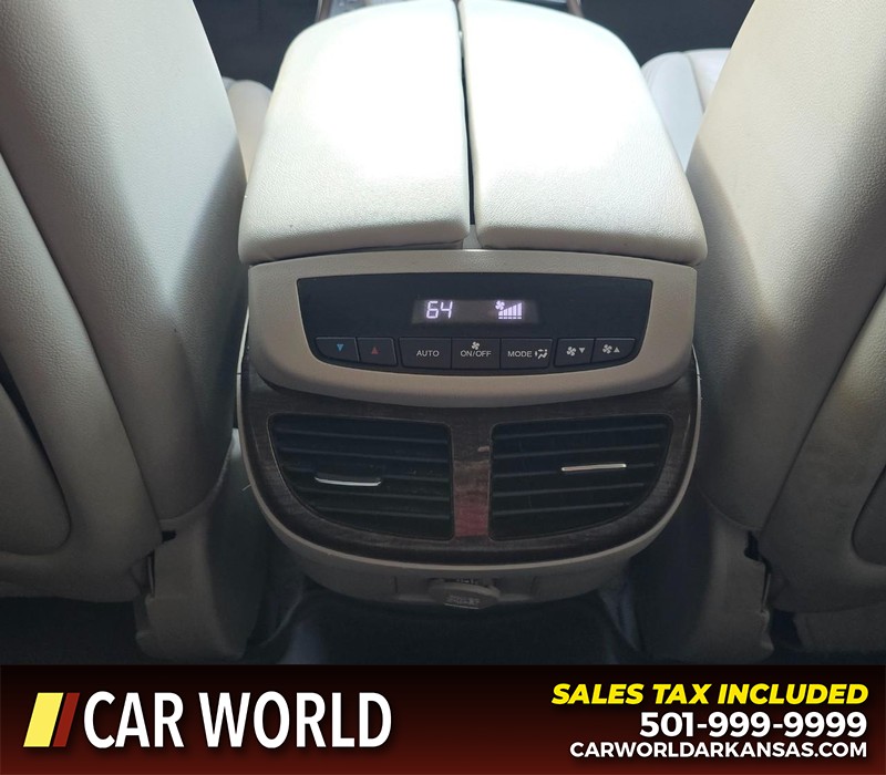 Acura MDX Vehicle Full-screen Gallery Image 24