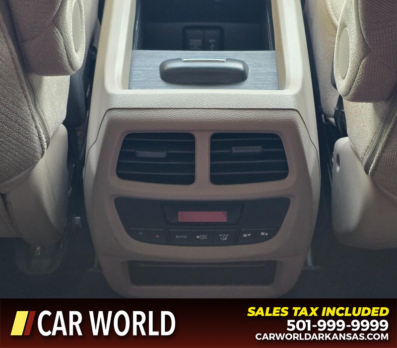 Honda Pilot Vehicle Full-screen Gallery Image 21