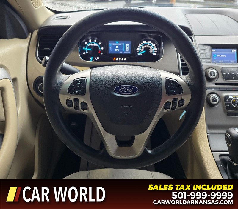 Ford Taurus Vehicle Full-screen Gallery Image 16