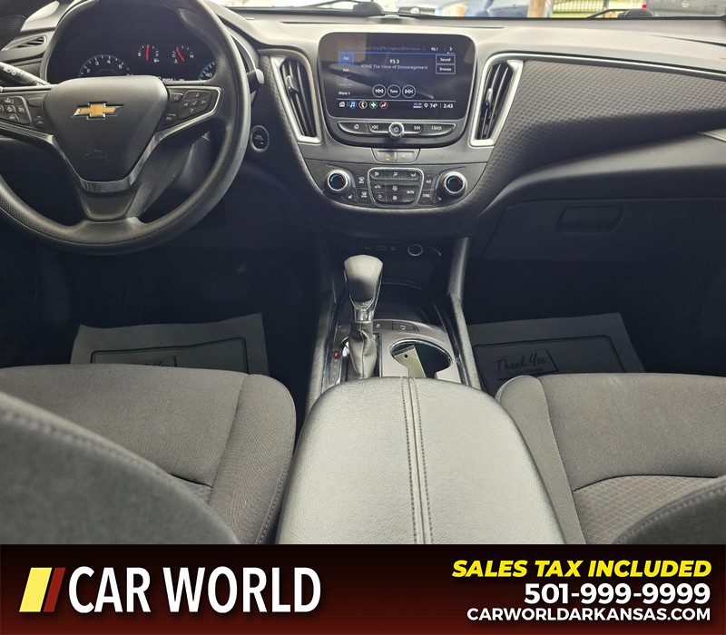 Chevrolet Malibu Vehicle Full-screen Gallery Image 18