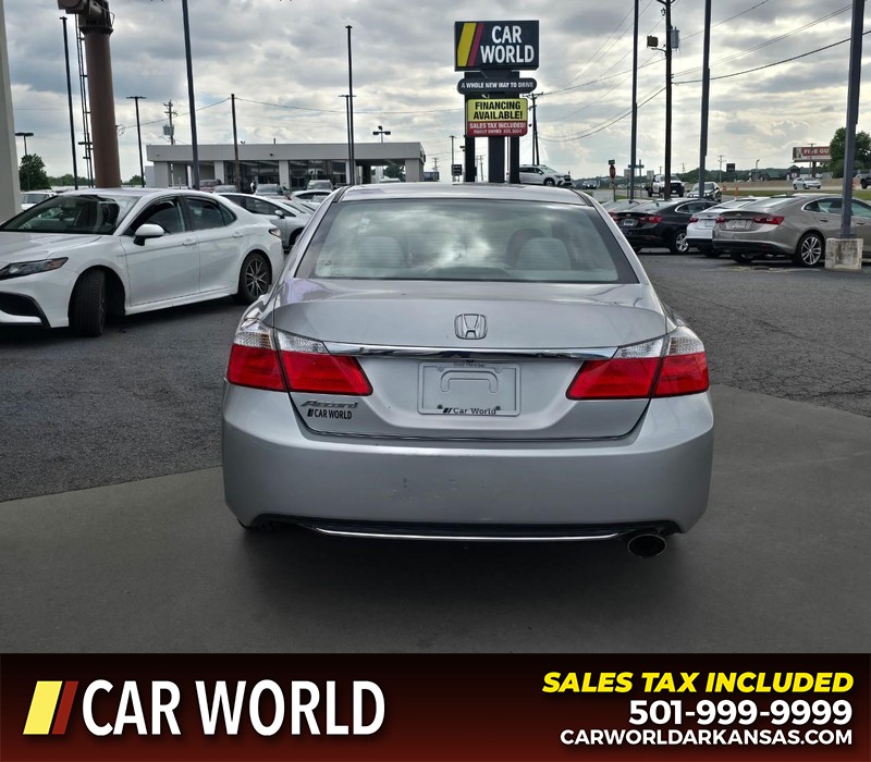 Honda Accord Sedan Vehicle Full-screen Gallery Image 5