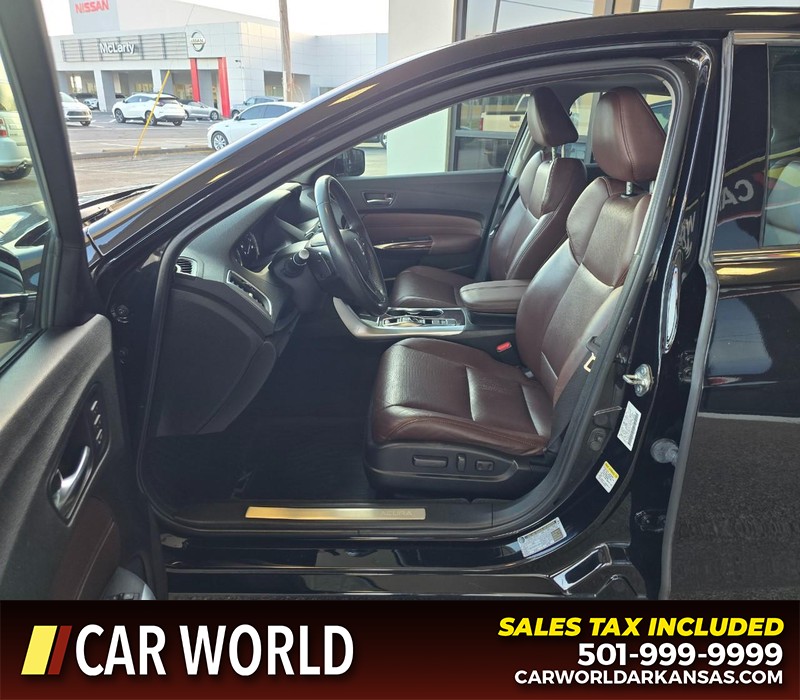 Acura TLX Vehicle Full-screen Gallery Image 8