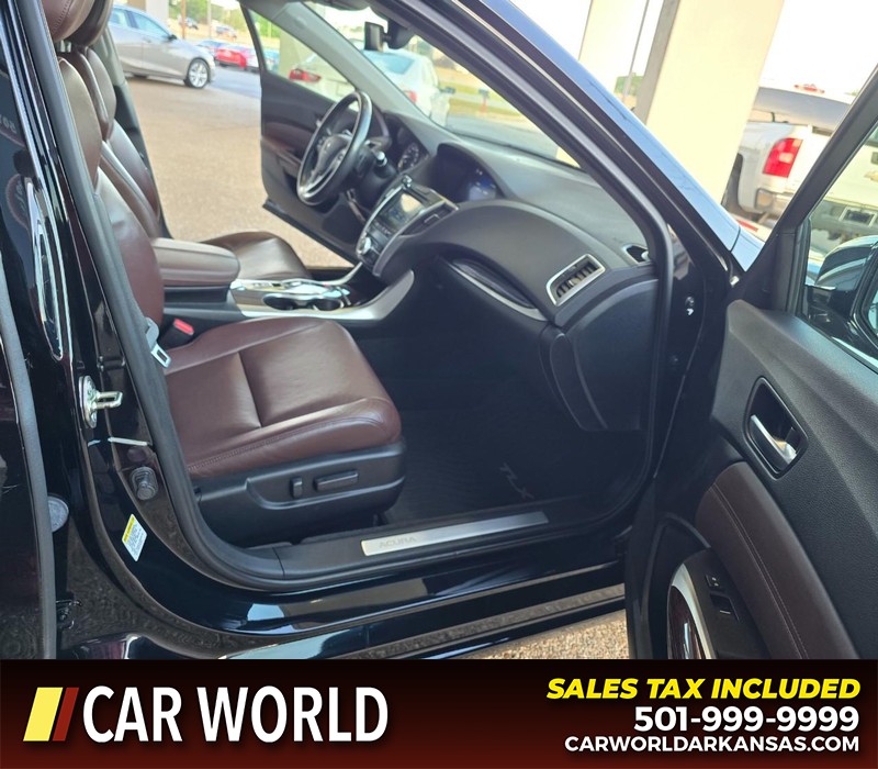 Acura TLX Vehicle Full-screen Gallery Image 11
