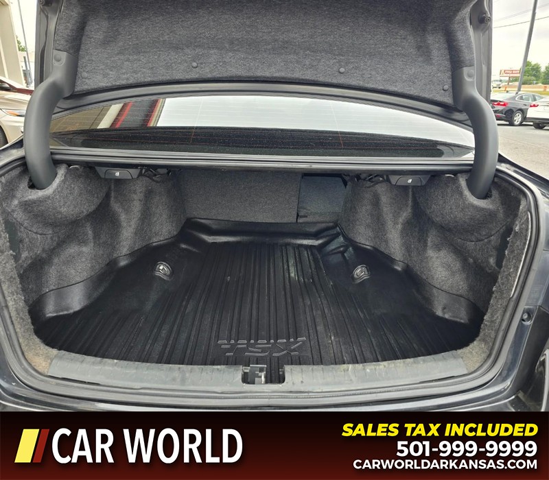 Acura TSX Vehicle Full-screen Gallery Image 14