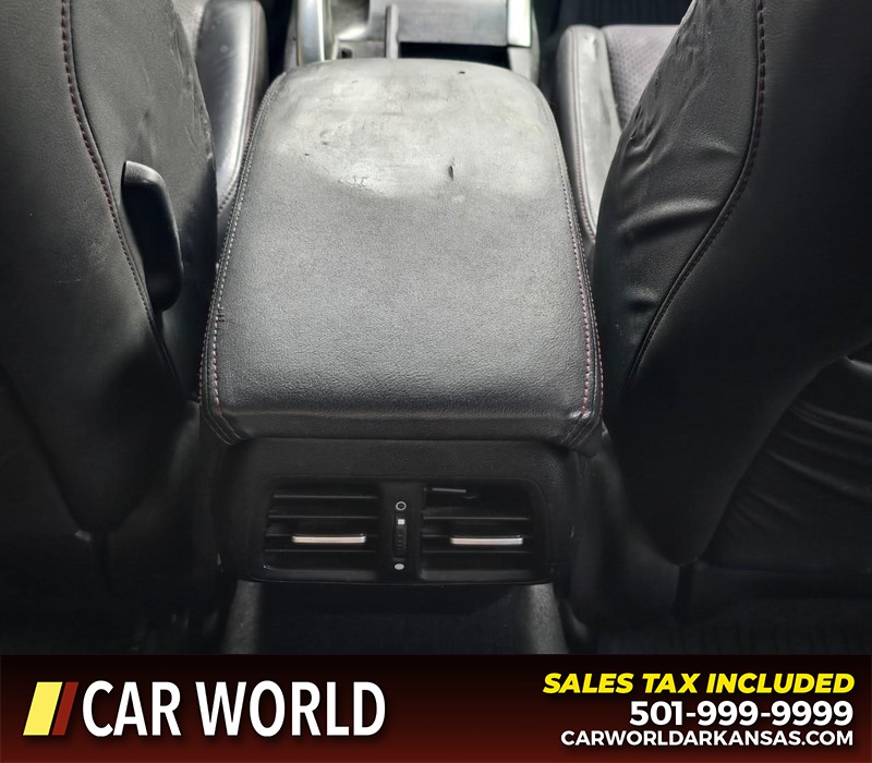 Acura TSX Vehicle Full-screen Gallery Image 21