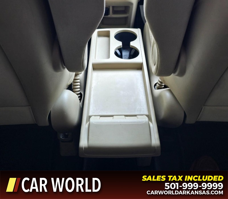 Honda CR-V Vehicle Full-screen Gallery Image 23