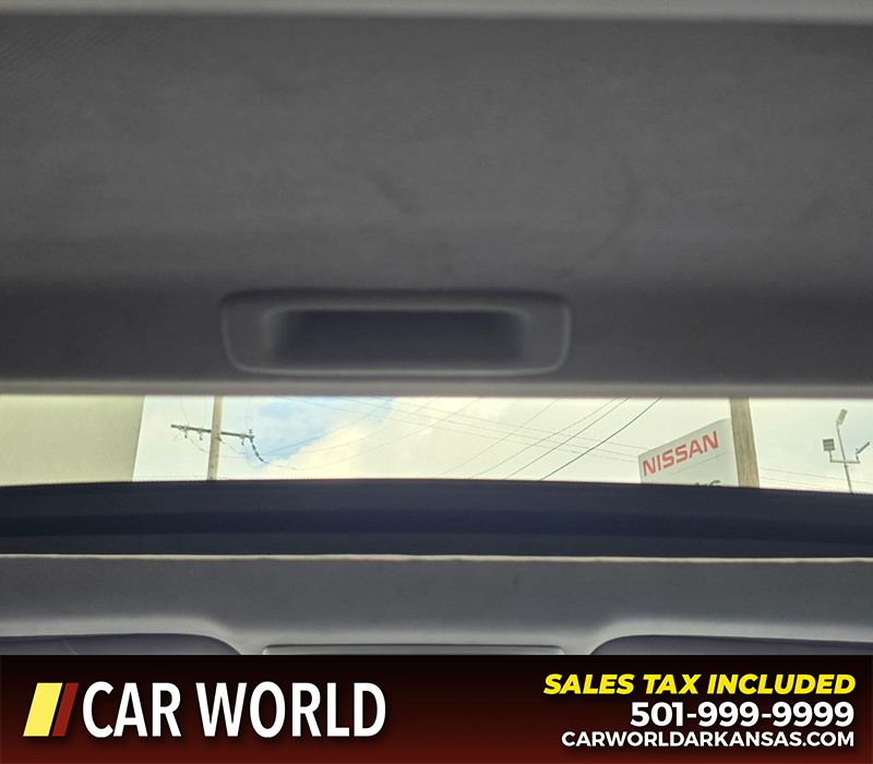 Honda Accord Sedan Vehicle Full-screen Gallery Image 20