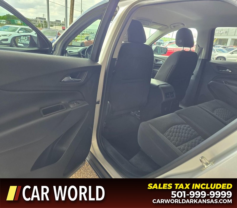 Chevrolet Equinox Vehicle Full-screen Gallery Image 9