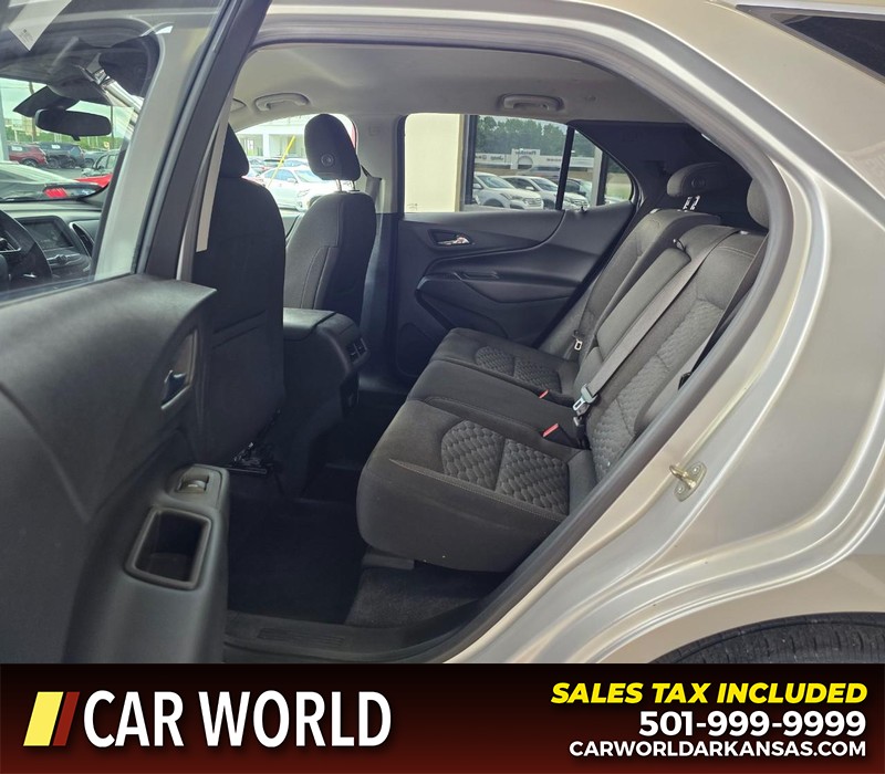 Chevrolet Equinox Vehicle Full-screen Gallery Image 10