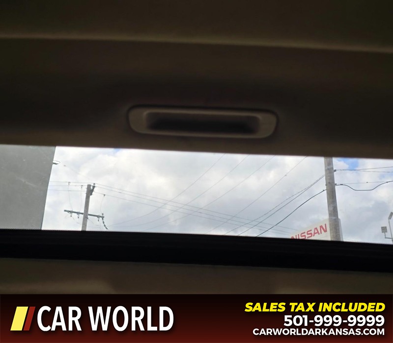 Honda CR-V Vehicle Full-screen Gallery Image 19