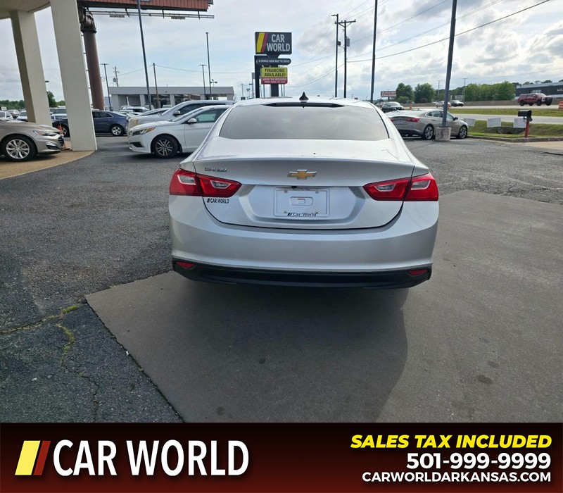 Chevrolet Malibu Vehicle Full-screen Gallery Image 5