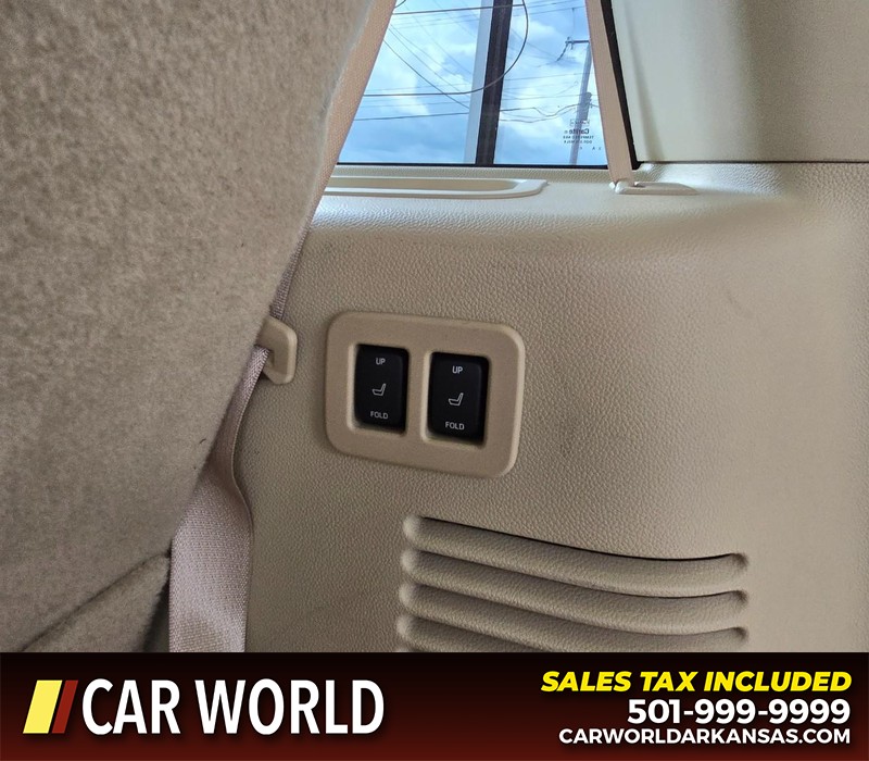 Ford Expedition Vehicle Full-screen Gallery Image 15