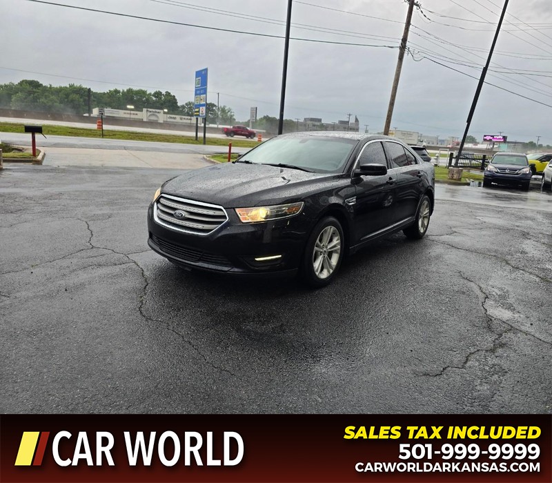 Ford Taurus Vehicle Full-screen Gallery Image 3