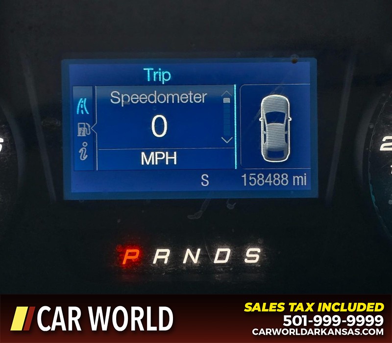 Ford Taurus Vehicle Full-screen Gallery Image 17