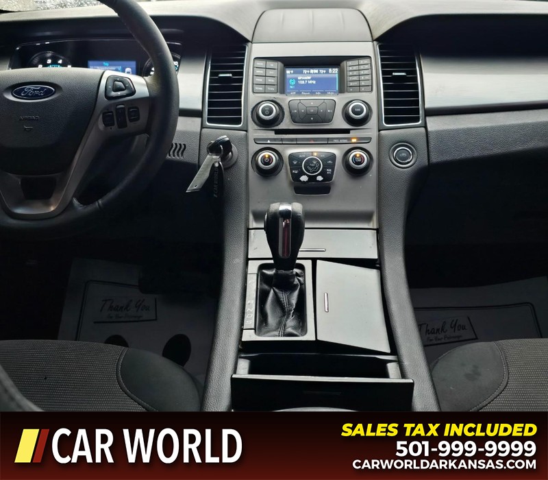 Ford Taurus Vehicle Full-screen Gallery Image 19