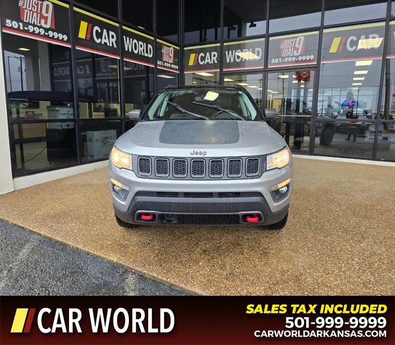 Jeep Compass Vehicle Full-screen Gallery Image 2