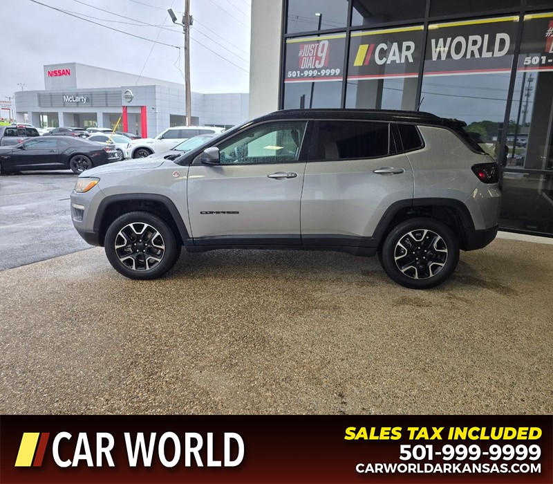 Jeep Compass Vehicle Full-screen Gallery Image 4