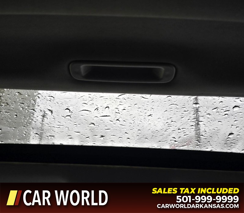 Honda CR-V Vehicle Full-screen Gallery Image 17