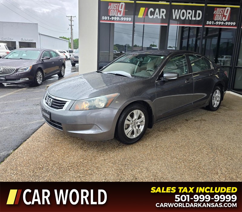 Honda Accord Sedan Vehicle Full-screen Gallery Image 3