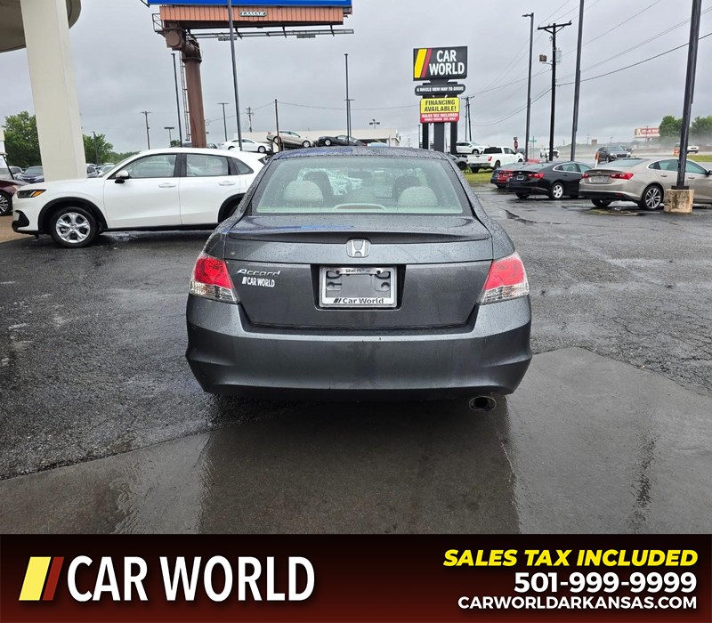 Honda Accord Sedan Vehicle Full-screen Gallery Image 5