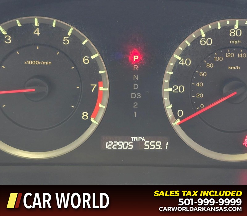 Honda Accord Sedan Vehicle Full-screen Gallery Image 16