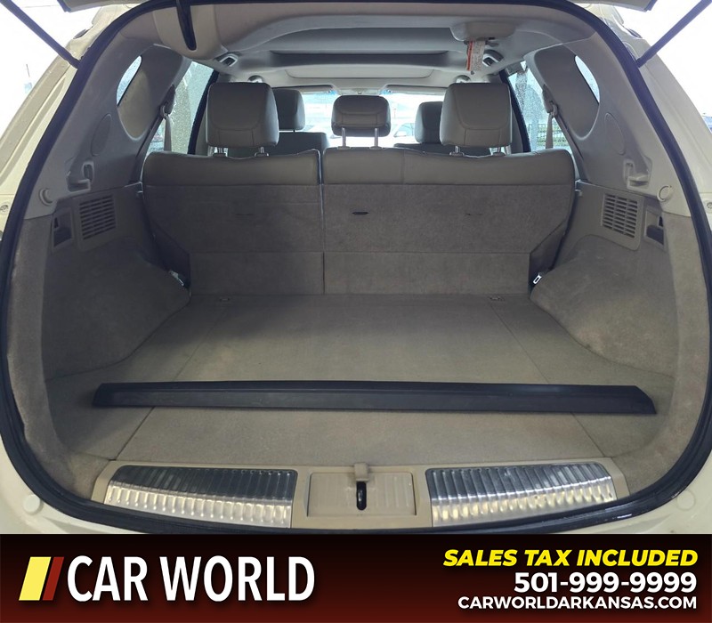 Nissan Murano Vehicle Full-screen Gallery Image 13