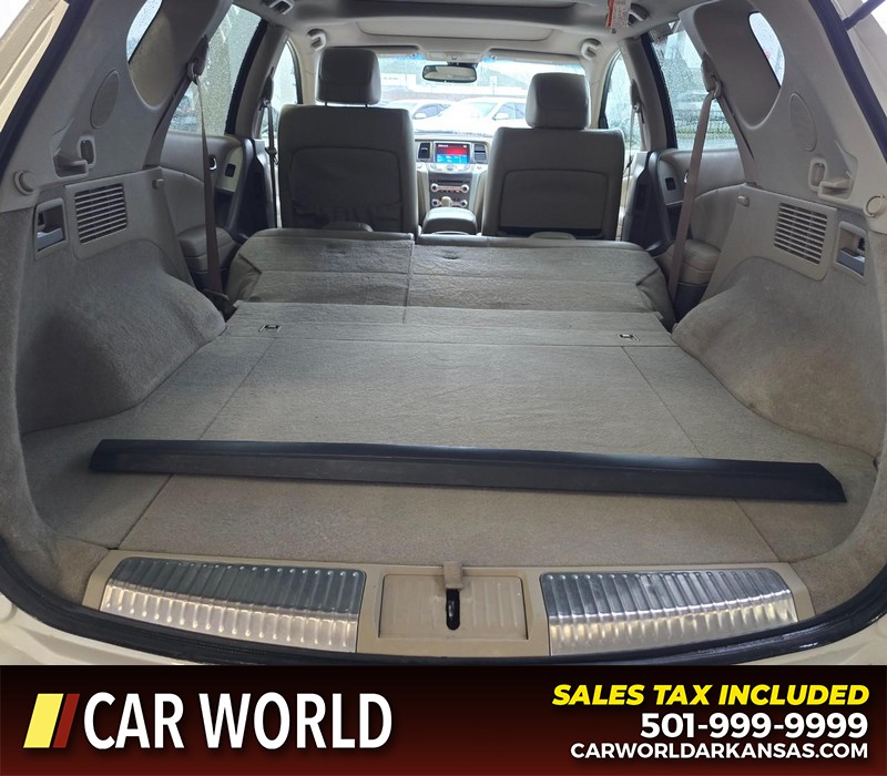 Nissan Murano Vehicle Full-screen Gallery Image 14