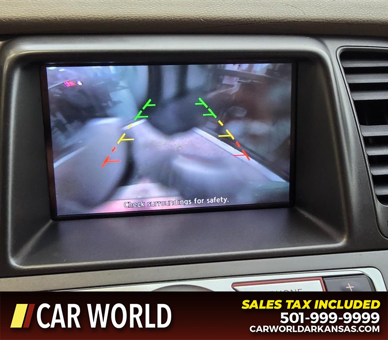 Nissan Murano Vehicle Full-screen Gallery Image 19