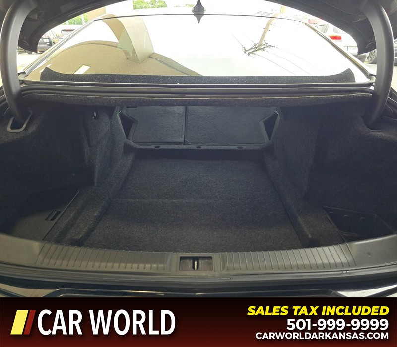 Cadillac ATS Coupe Vehicle Full-screen Gallery Image 13