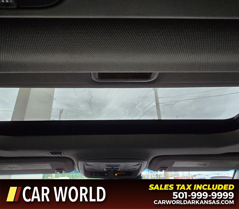 Cadillac ATS Coupe Vehicle Full-screen Gallery Image 18