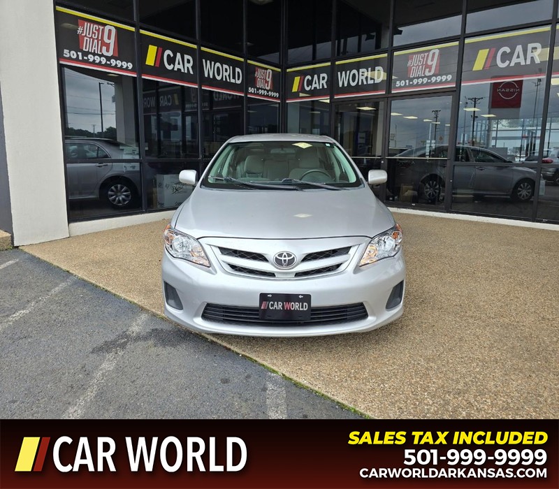 Toyota Corolla Vehicle Full-screen Gallery Image 2