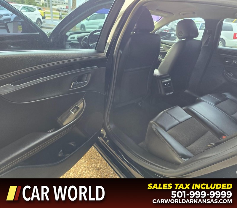 Chevrolet Impala Vehicle Full-screen Gallery Image 9