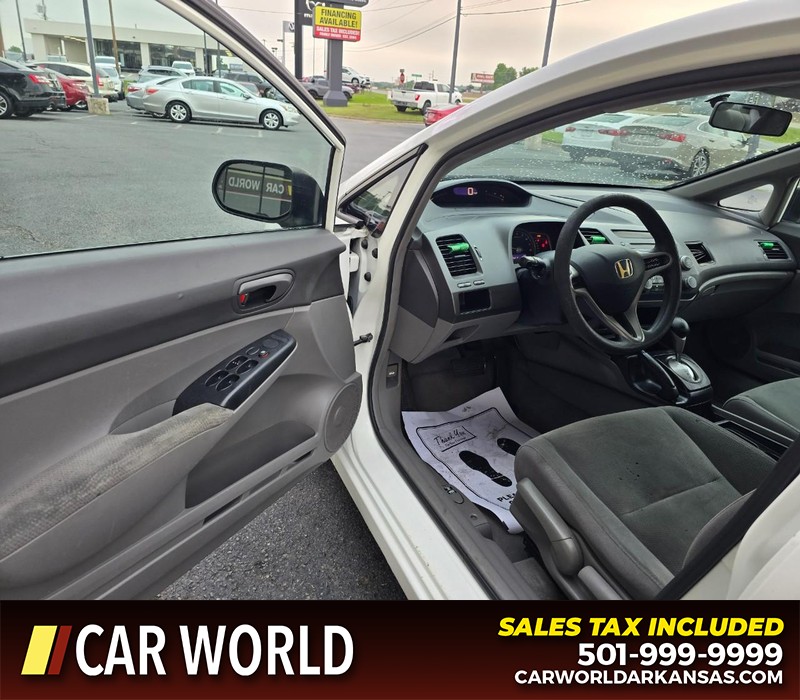 Honda Civic Sedan Vehicle Full-screen Gallery Image 7