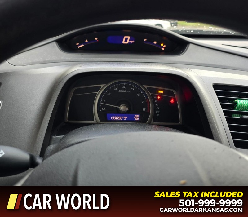 Honda Civic Sedan Vehicle Full-screen Gallery Image 17