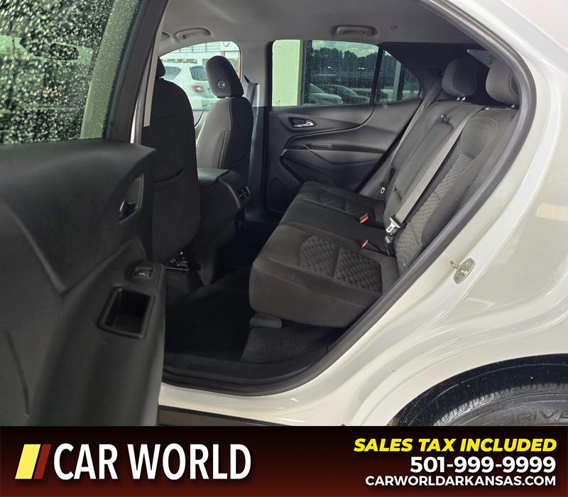 Chevrolet Equinox Vehicle Full-screen Gallery Image 10