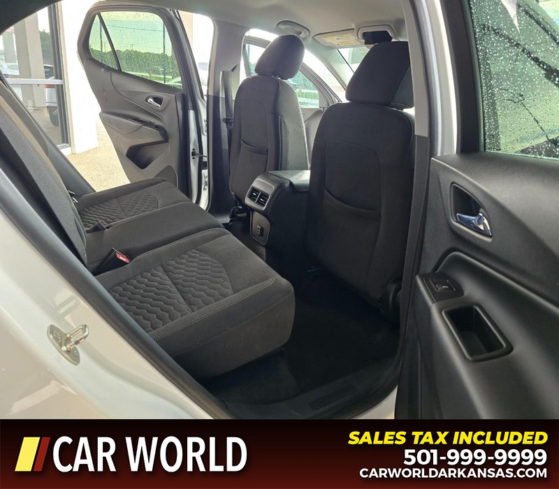 Chevrolet Equinox Vehicle Full-screen Gallery Image 12