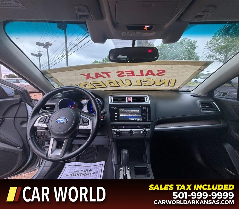 Subaru Outback Vehicle Full-screen Gallery Image 16