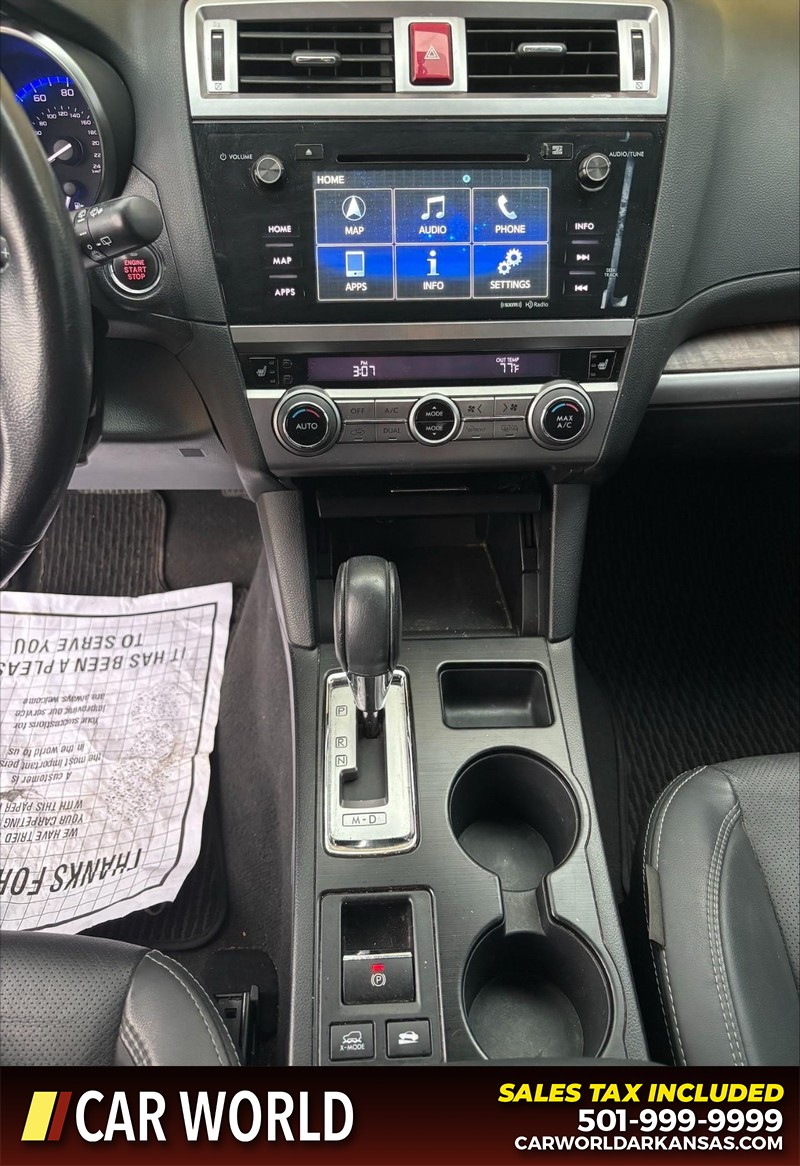 Subaru Outback Vehicle Full-screen Gallery Image 17