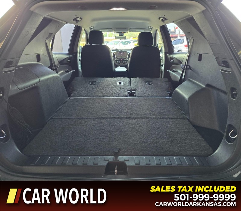 Chevrolet Equinox Vehicle Full-screen Gallery Image 15