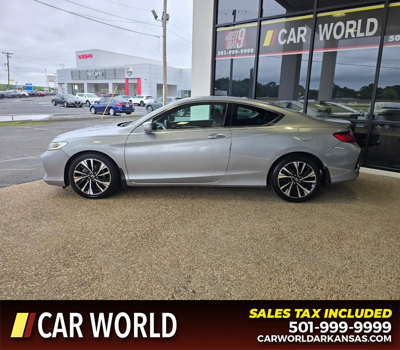 Honda Accord Coupe Vehicle Full-screen Gallery Image 4