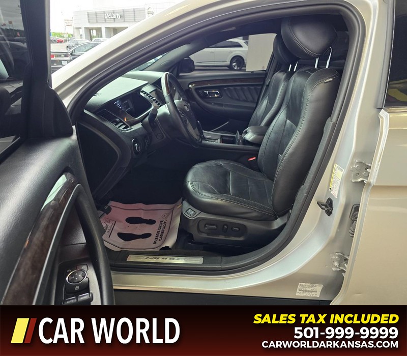 Ford Taurus Vehicle Full-screen Gallery Image 8